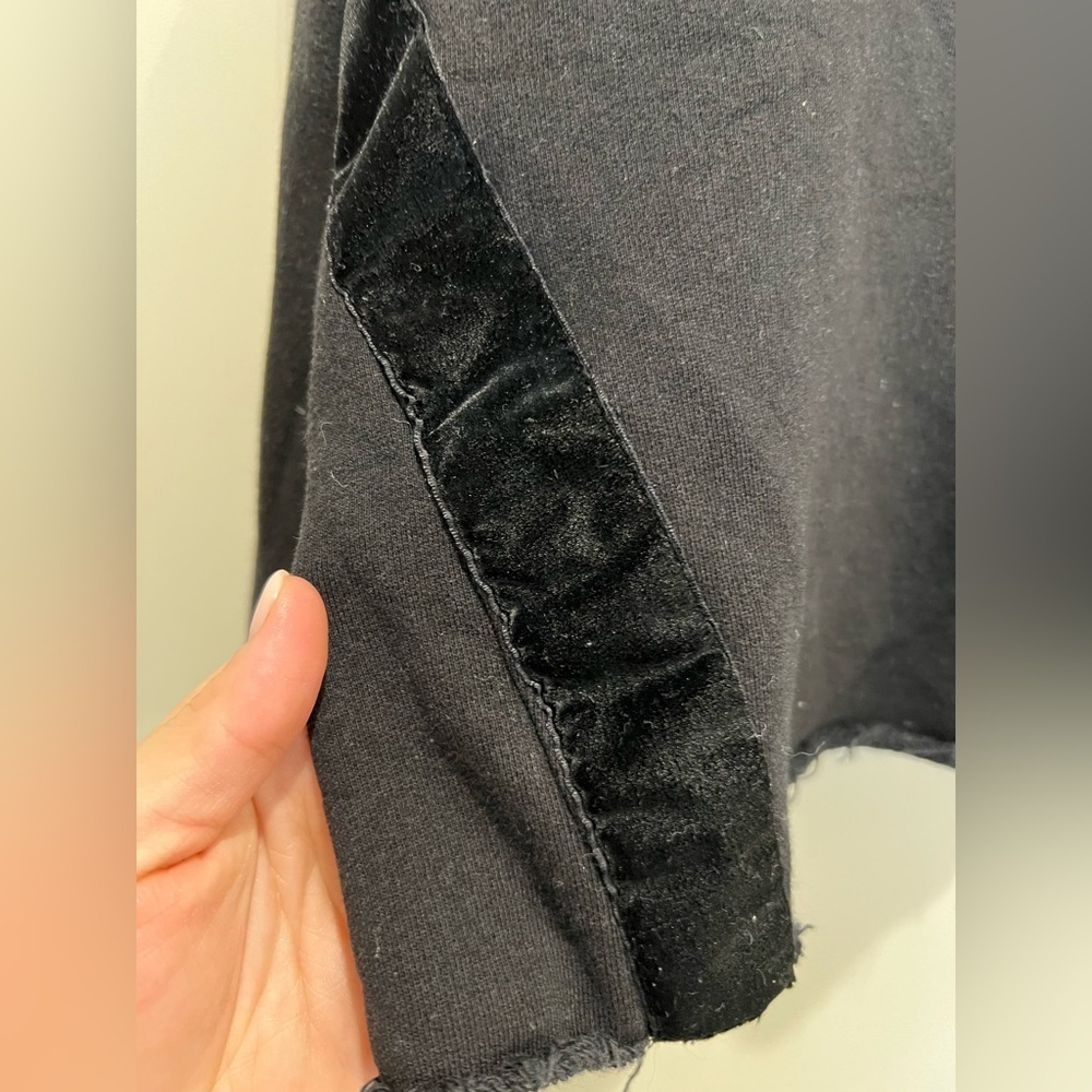 Alala Black Cropped Cowl Neck Sweatshirt Size L - Picture 4 of 7